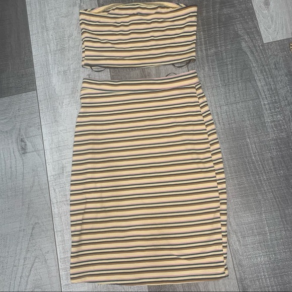 Set - Picture 3 of 8